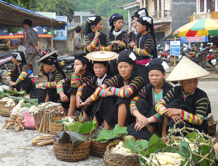 Pho Doan Market stills keeps typical features of a mountainous market