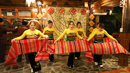 ☘️Văn nghệ múa hát dân tộc Thái và rượu cần tại Pù Luông